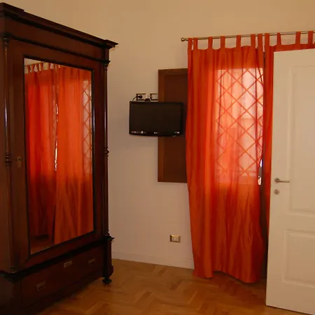 Federico Secondo 4*