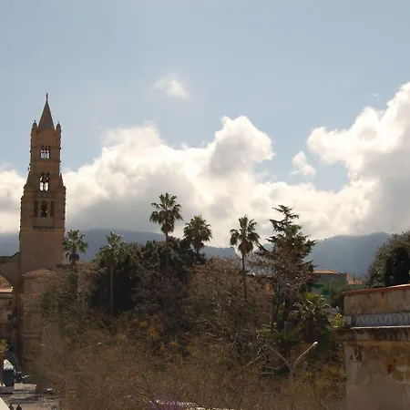 住宿加早餐酒店 Federico Secondo 4*