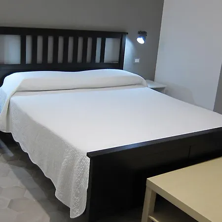 Federico Secondo 住宿加早餐酒店 4*