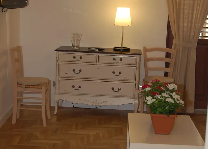 Federico Secondo Bed & Breakfast 4*