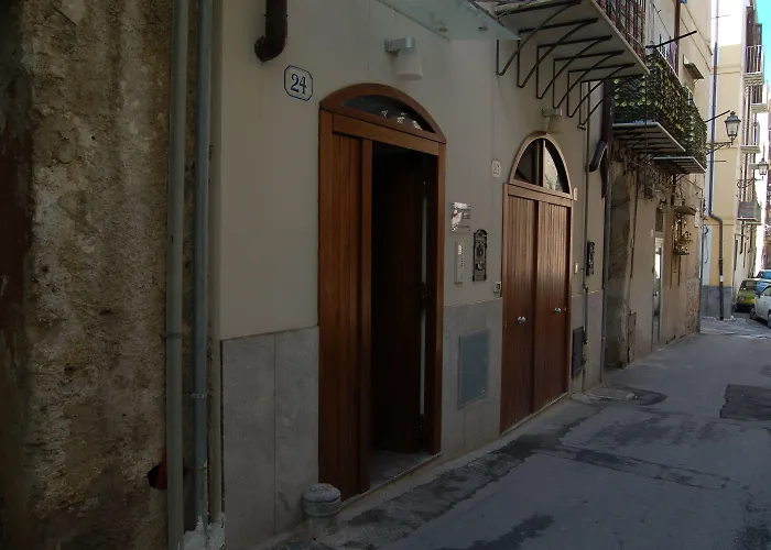 Bed & Breakfast Federico Secondo 4*