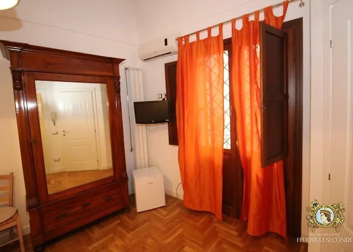 Bed & Breakfast Federico Secondo 4*